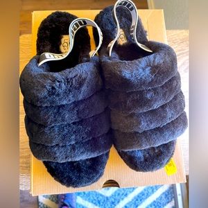 Ugg Fluff Yeah Slippers size 9